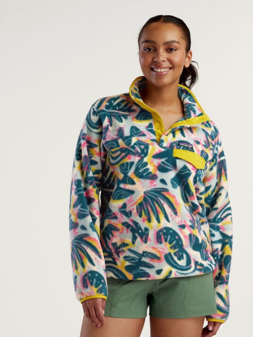 Patagonia Lightweight Synchilla Snap-T Pullover in Wild Botanist: Tidal Tea